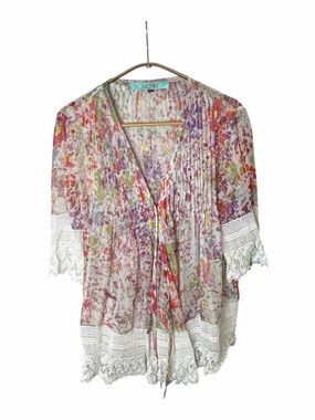Karlie Multicolor Floral Crochet-Edge Tie-Front Tunic/Kimono. Boho Chic.